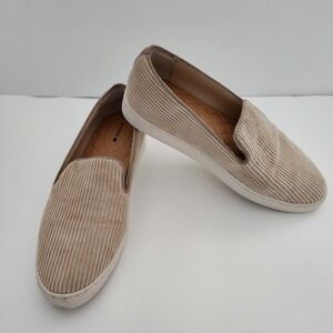 Birdies‎ khaki tan corduroy slip on loafer sneakers womens size 7